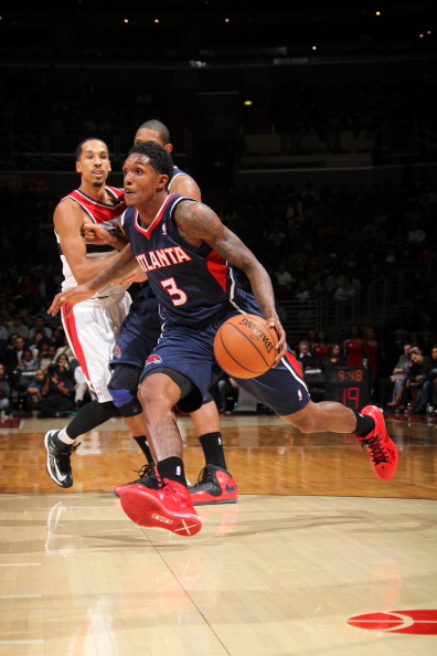 续精彩表现 续精彩表现