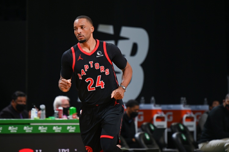 赛季首站冠 赛季首站冠